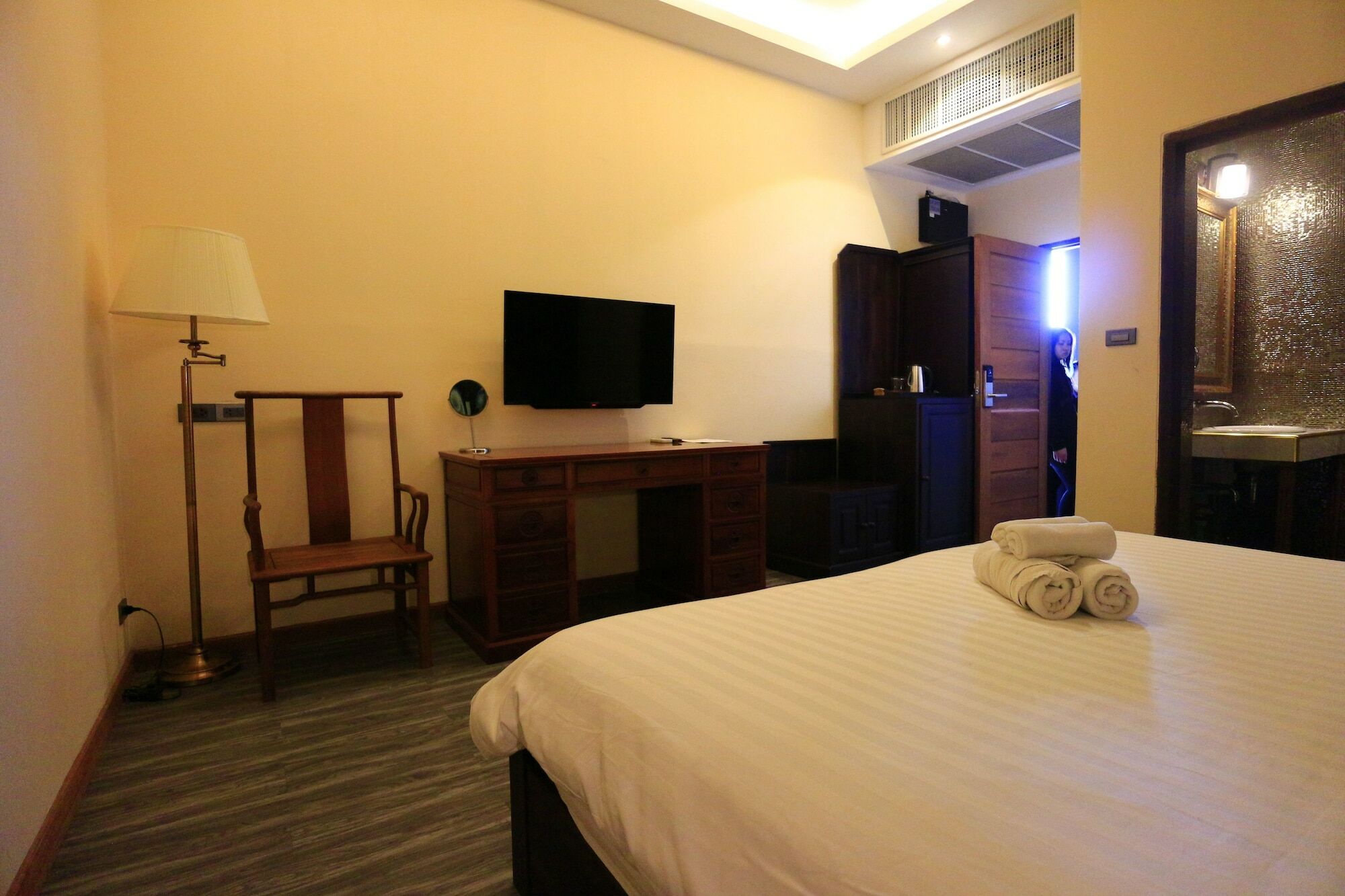 Yadana Chiangmai Hotel Chiang Mai Exterior photo